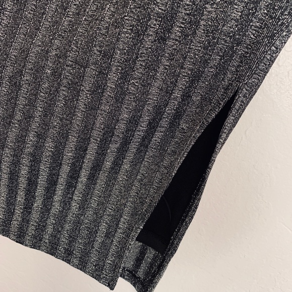 Torrid Silver Glitter Pencil Skirt - Picture 3 of 6